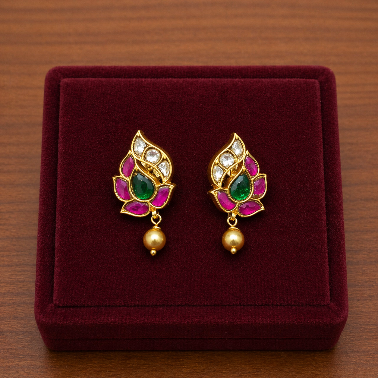 Kachita Kundan Earrings