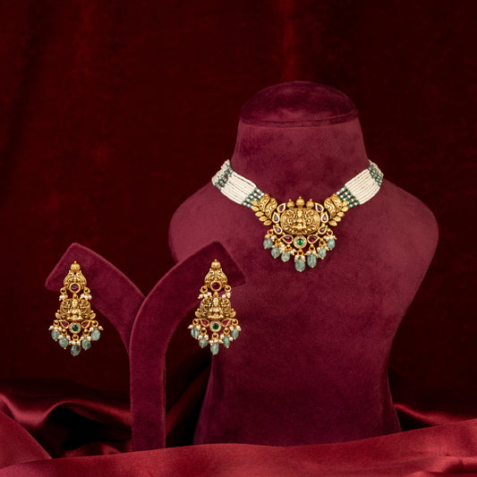 Amaya Necklace & Earrings Set