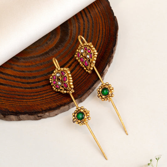 Kanya Needle Earcuff