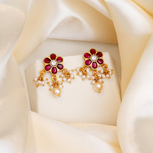 Sthira Kundan Earrings