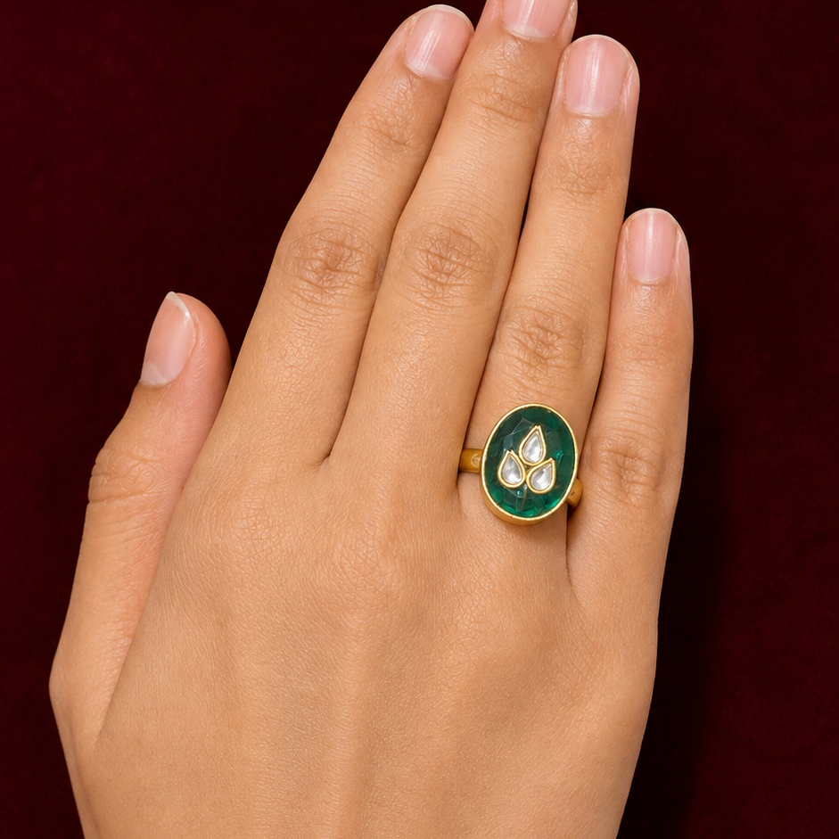 Yajna Kundan Ring