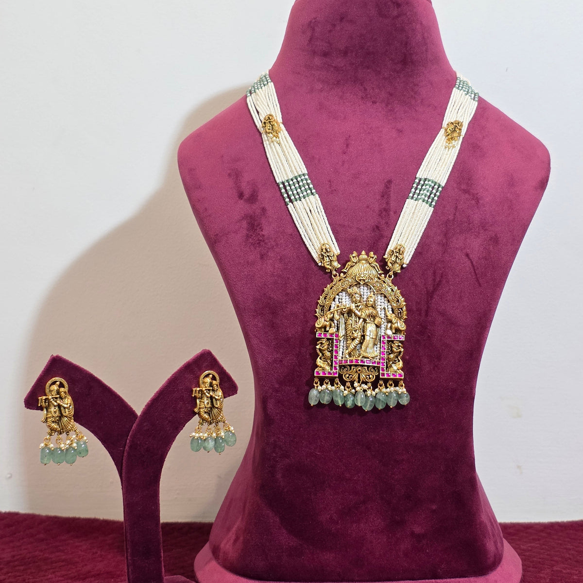 Radha Krishna Pearl Necklace & Earrings Set