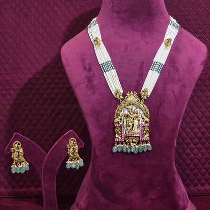 Radha Krishna Pearl Necklace & Earrings Set