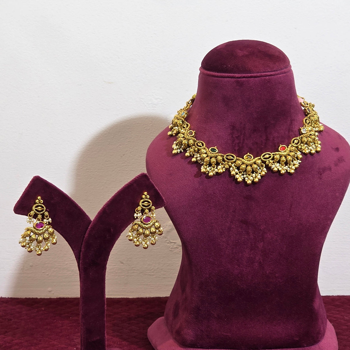 Ehna Temple Necklace & Earrings Set