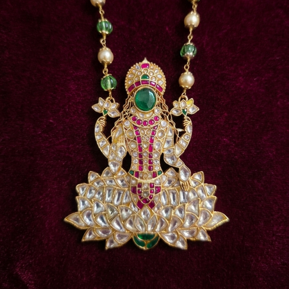 Lakshmi Green Kundan Necklace