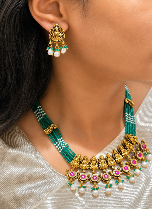 Marika Necklace & Earrings Set
