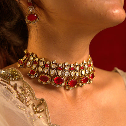 Shahiya Victorian Necklace & Earrings Set