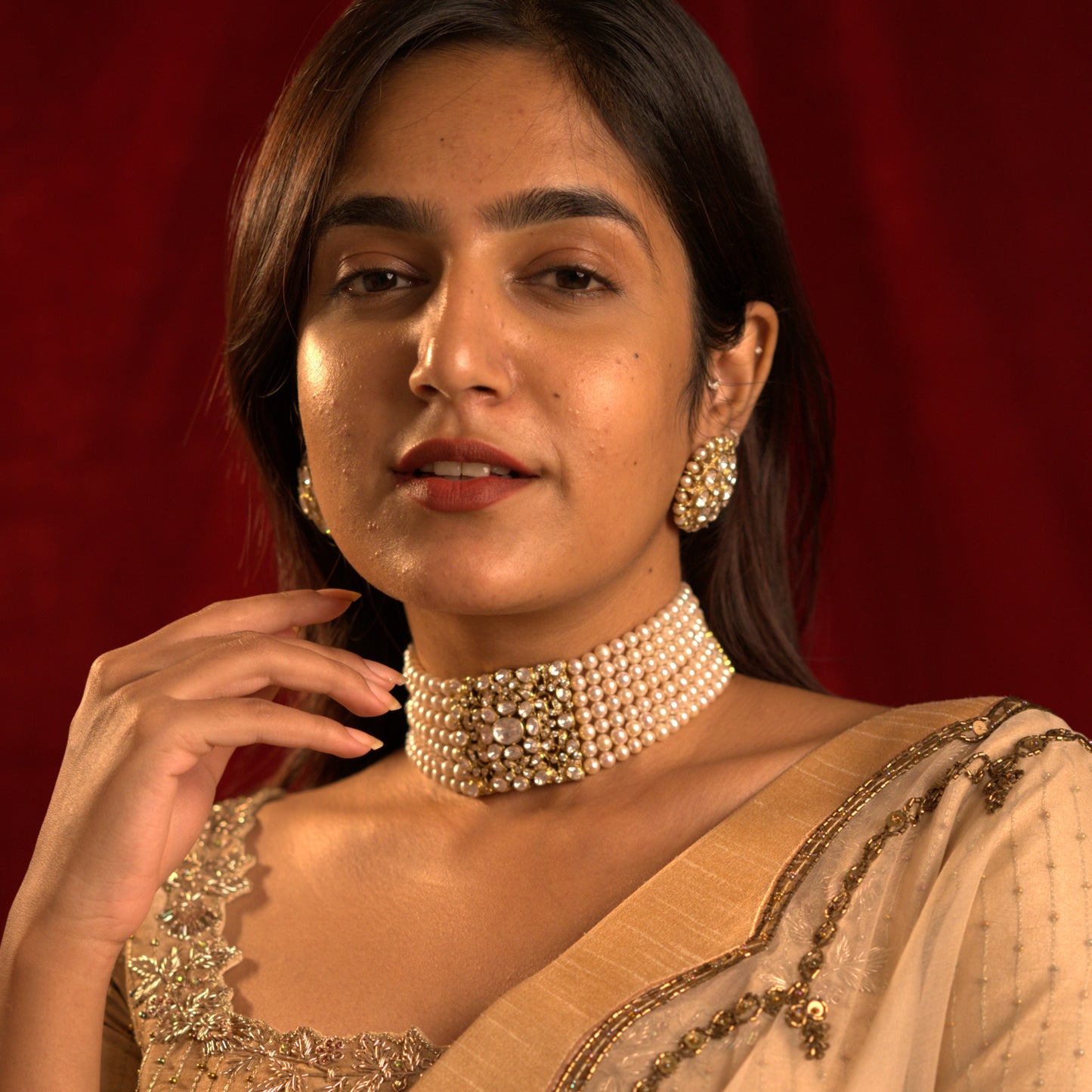 Regal Pearl Choker & Earrings Set