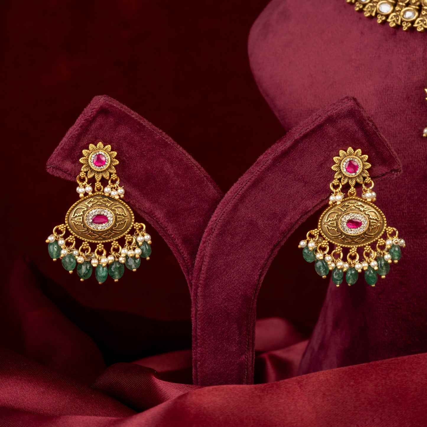 Hamsi Necklace & Earrings Set