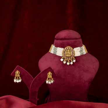 Mekha Pearl Choker & Earrings Set