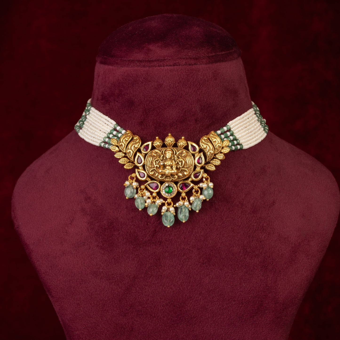 Amaya Necklace & Earrings Set