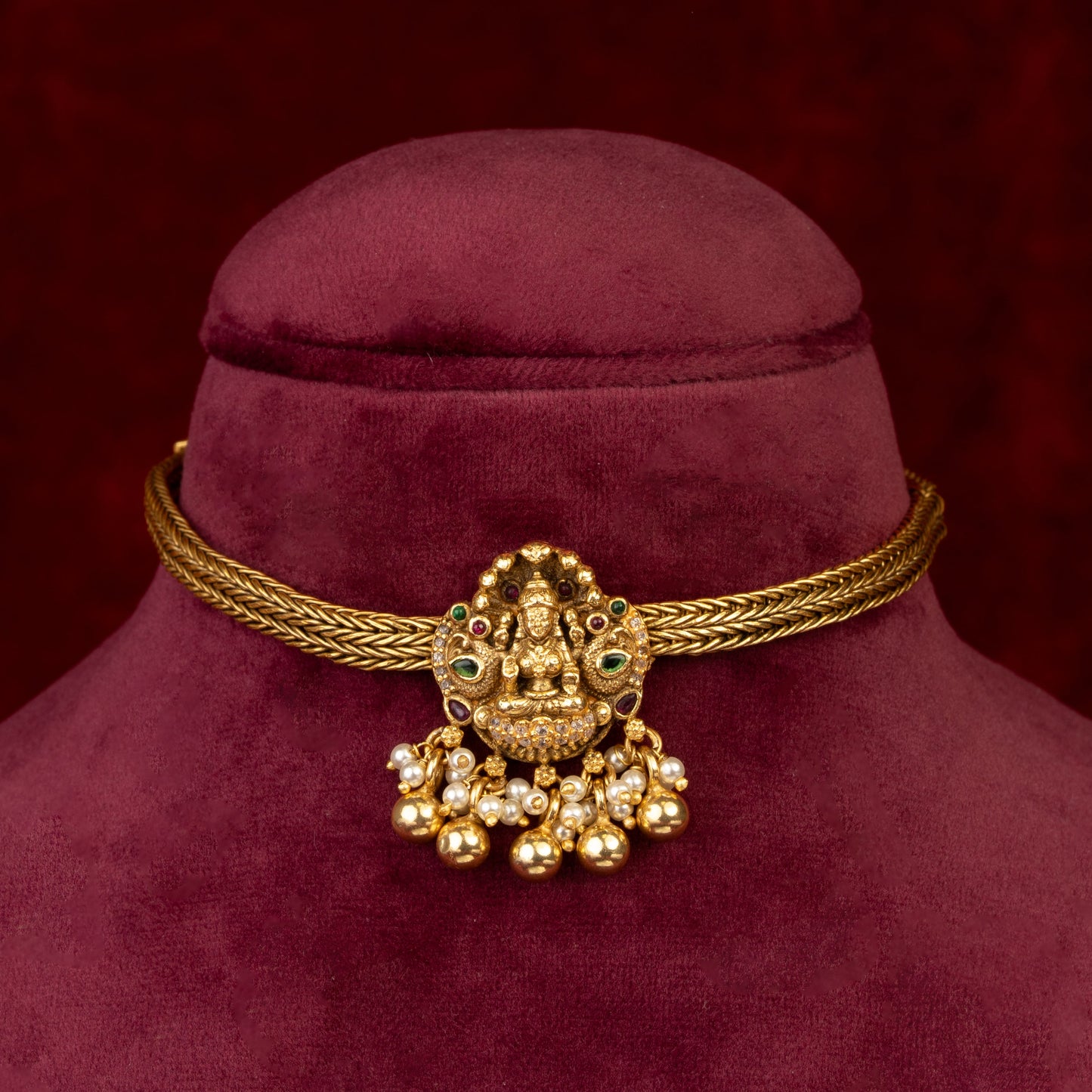 Amira Goddess Lakshmi Choker & Earrings Set