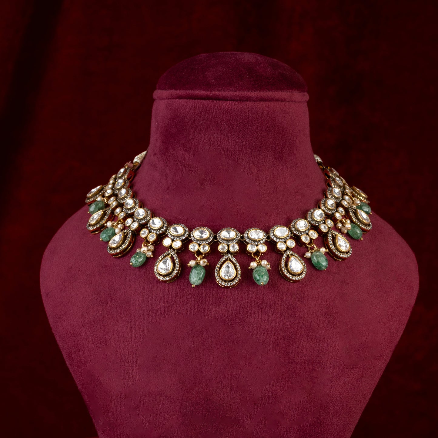 Shringaa Victorian Necklace & Earrings Set