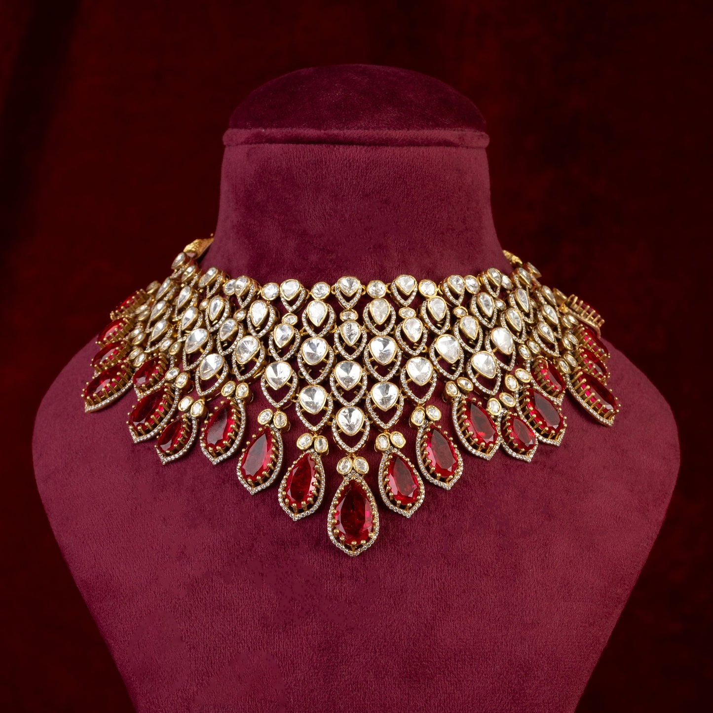 Risayat Victorian Necklace & Earrings Set