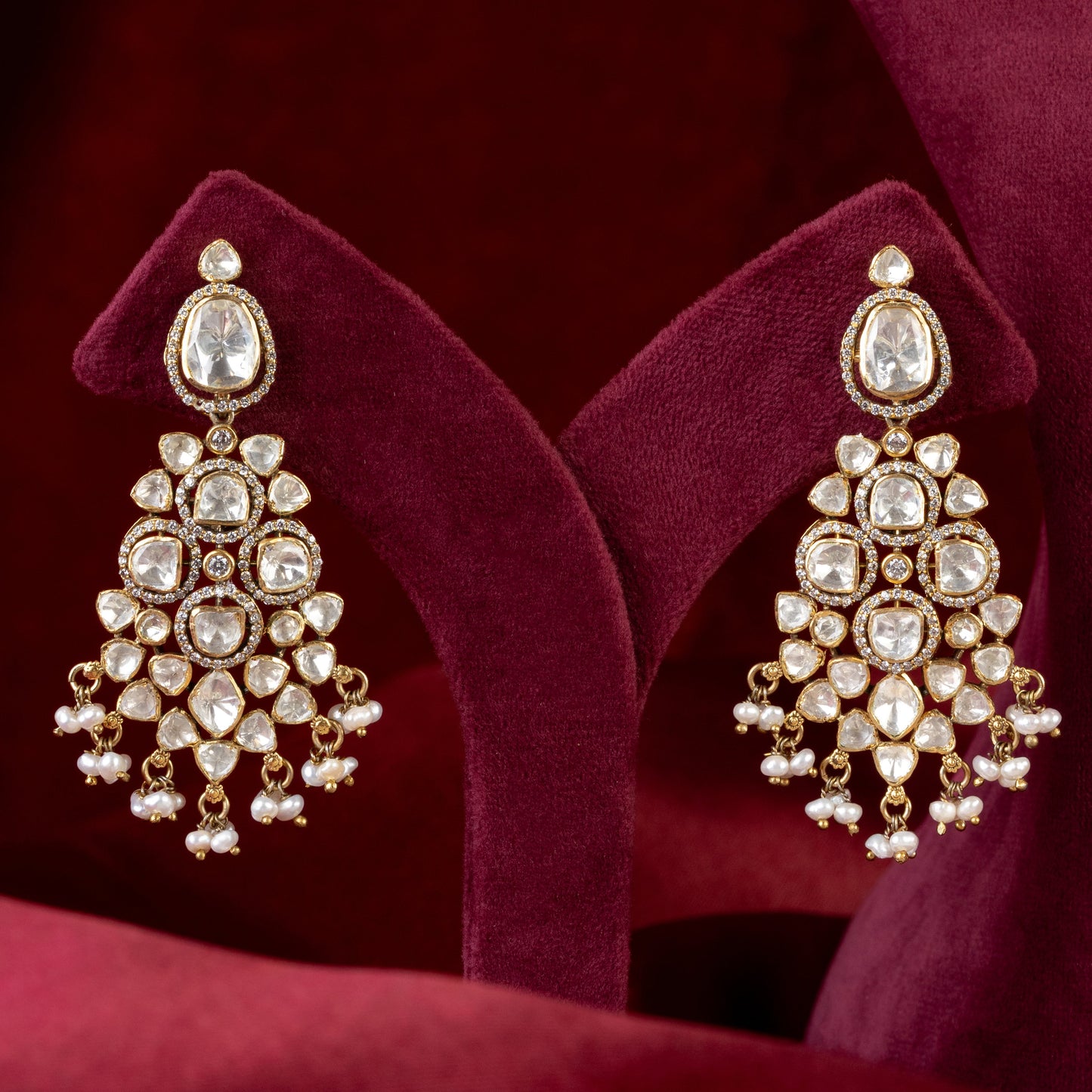 Maheya Victorian Necklace & Earrings Set