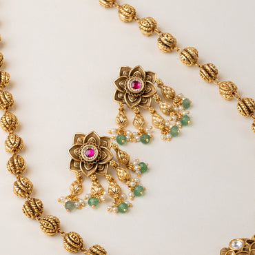 Aroha Necklace & Earrings Set