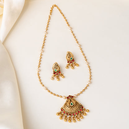 Mrika Necklace & Earrings Set