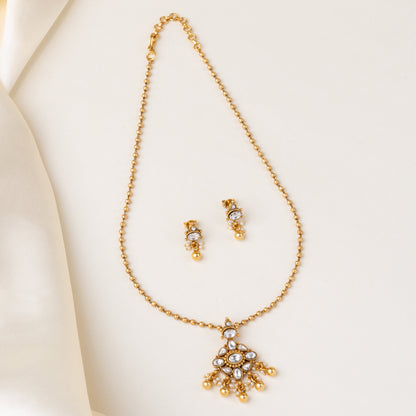 Vyara Necklace & Earrings Set