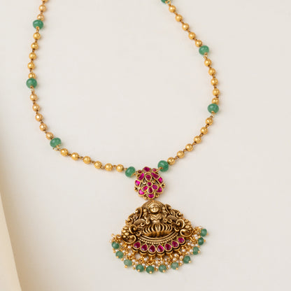 Divine Abhya Necklace & Earrings Set