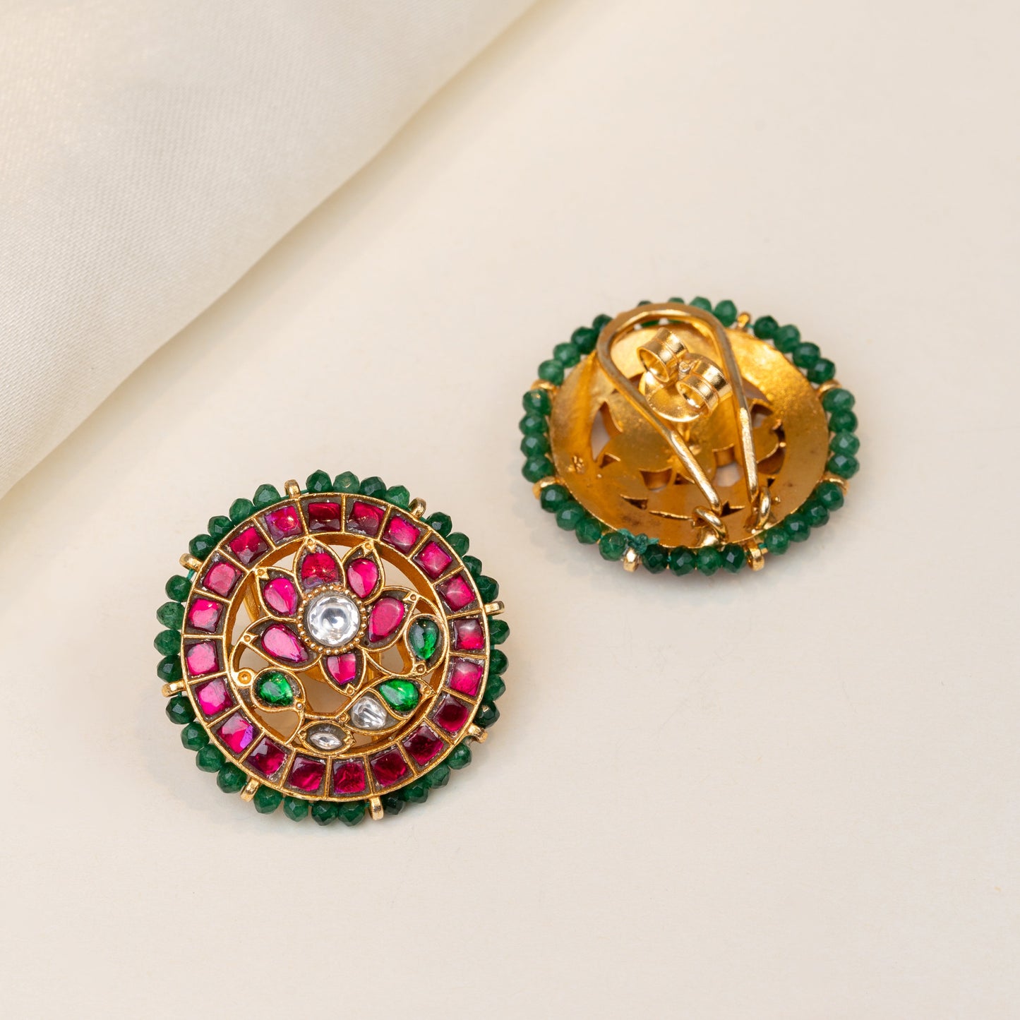 Alankrita Kundan Stud