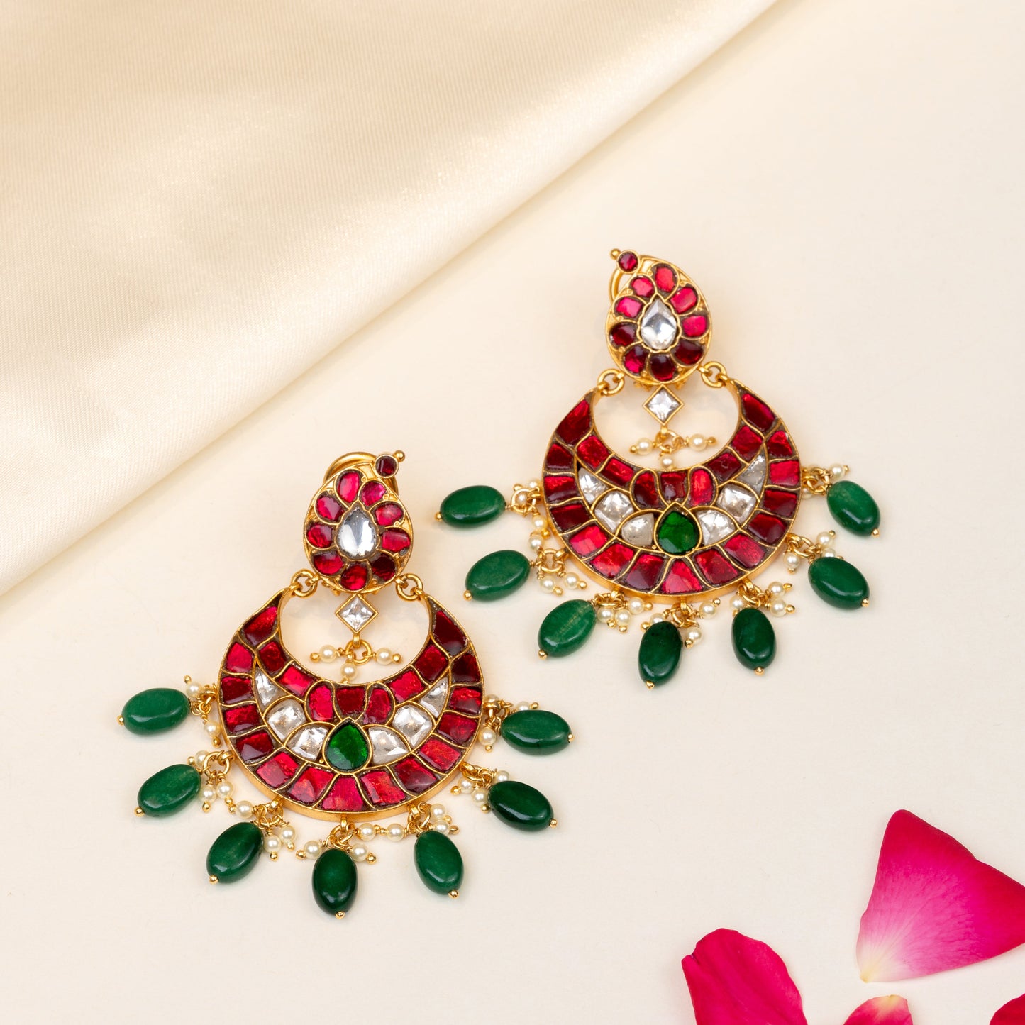 Ratnika Kundan Chandbali