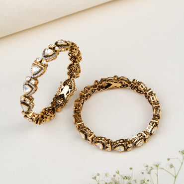 Dhisha Victorian Bangles