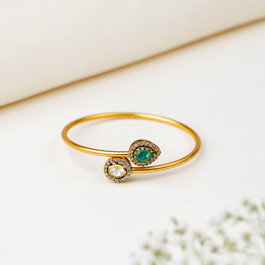 Noorani Moissanite Kada