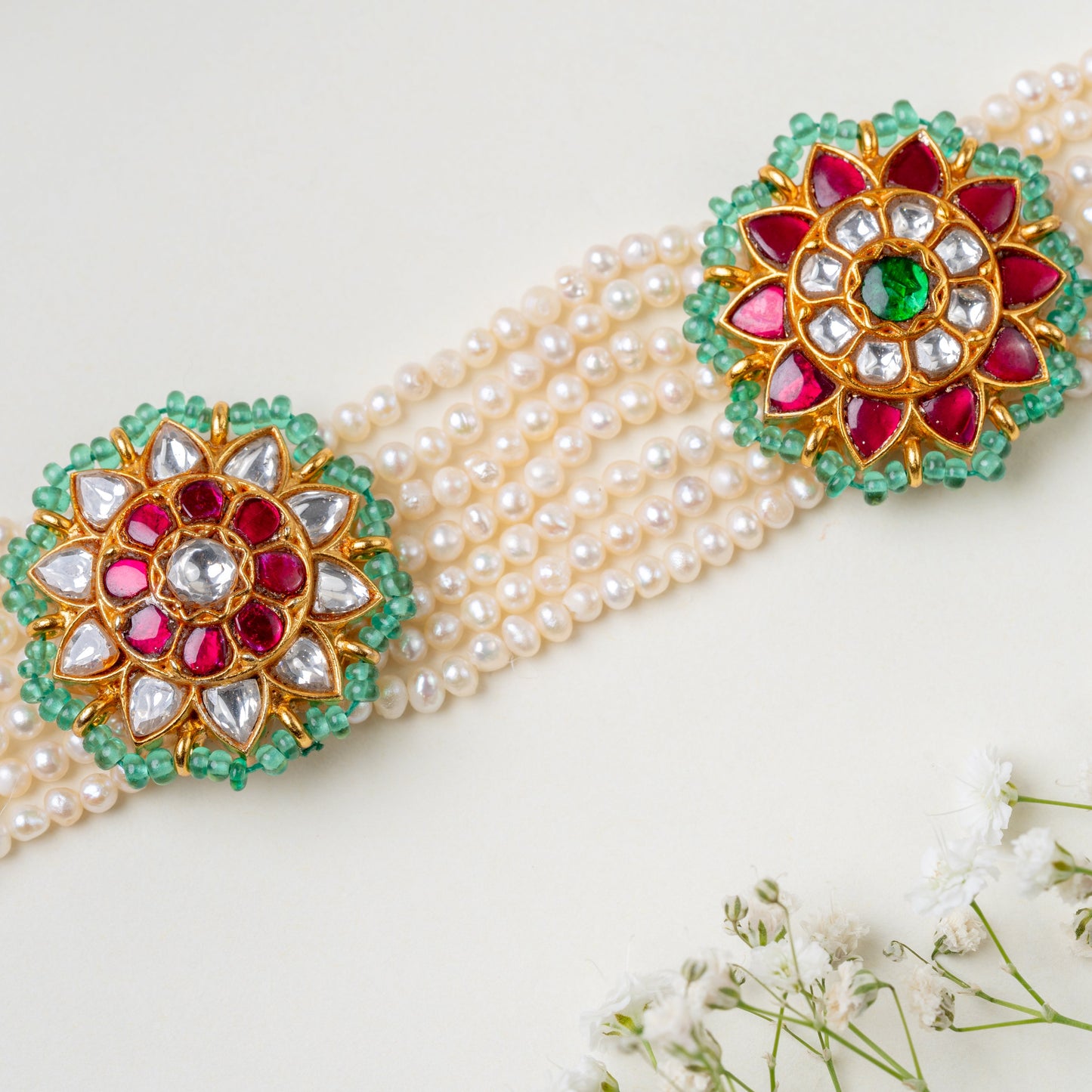 Vidhra Pearl Kundan Choker