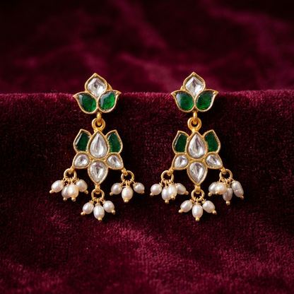 Avlasa Kundan Earrings