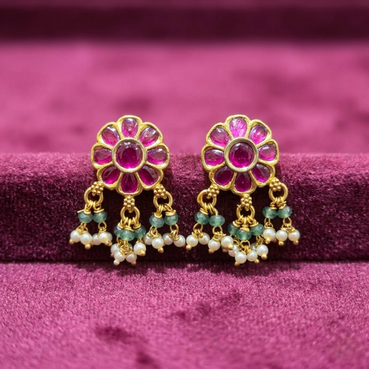 Tarakya Kundan Earrings