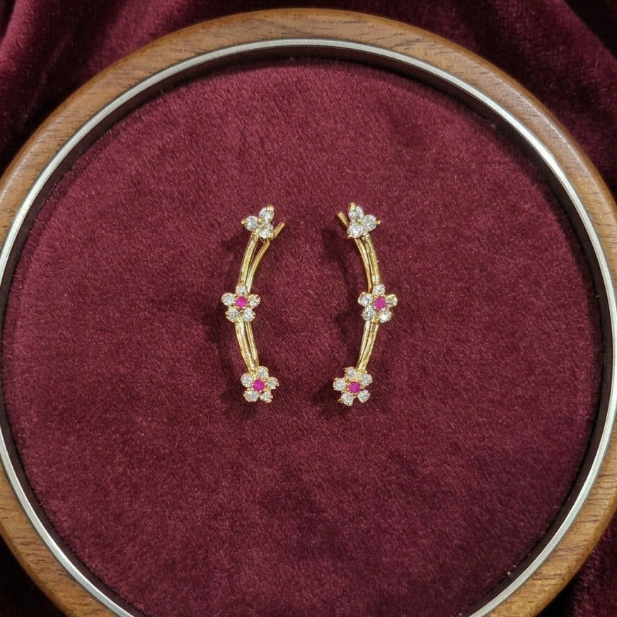 Hinya Flower Earcuff