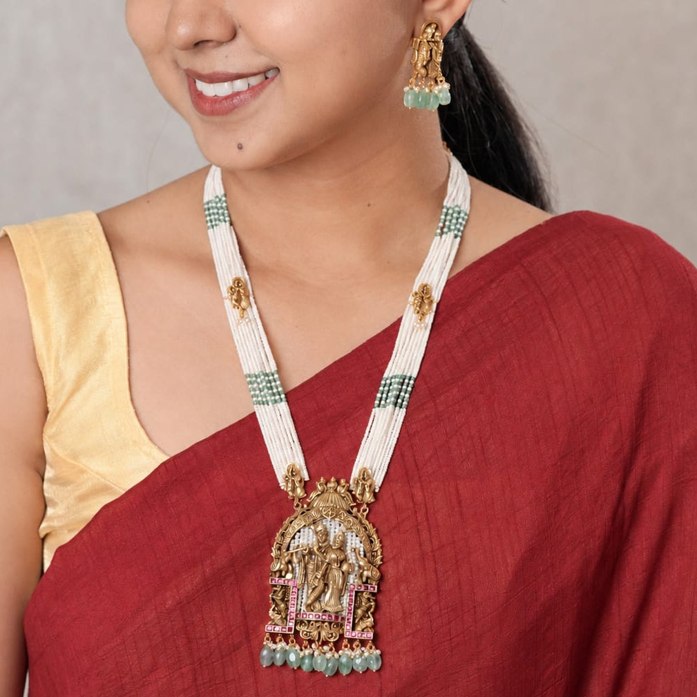 Radha Krishna Pearl Necklace & Earrings Set