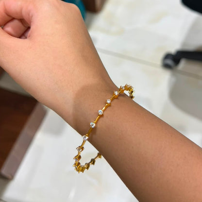 Lightweight Stone Bangle