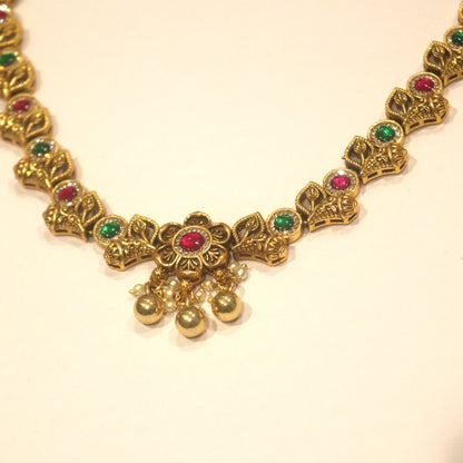 Anvitha Necklace & Earrings Set
