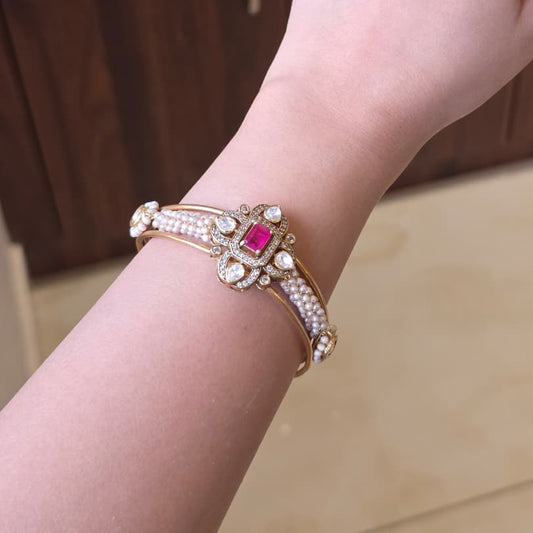 Kiya Moissanite Kada
