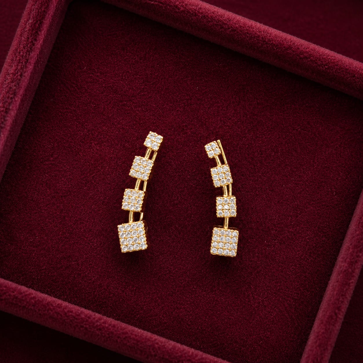Tariya Earcuff
