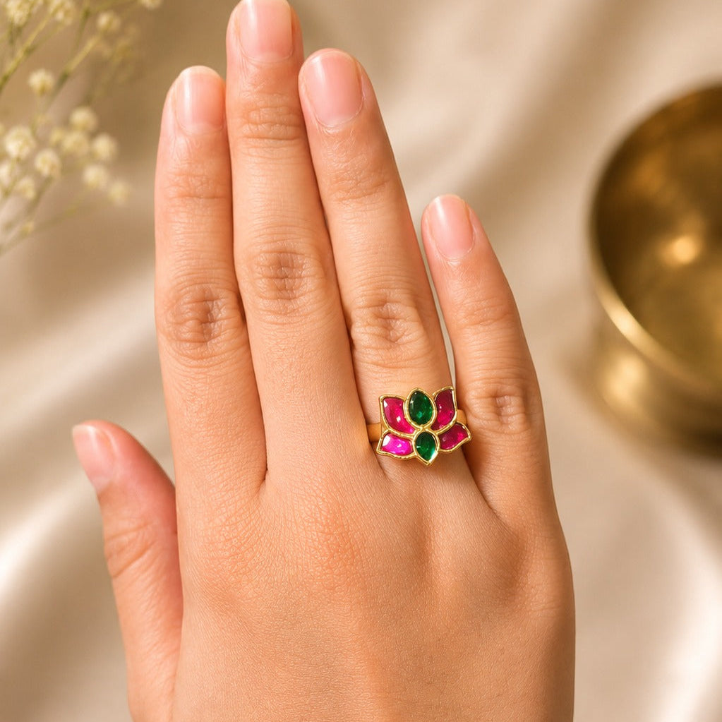 Chanya Kundan Ring