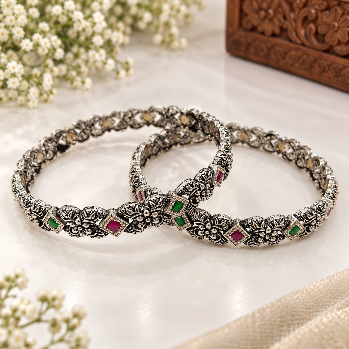 Gihya Oxidised Bangles