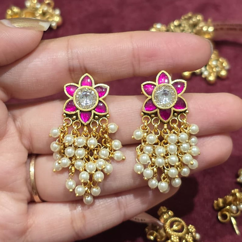 Maukta Kundan Earrings
